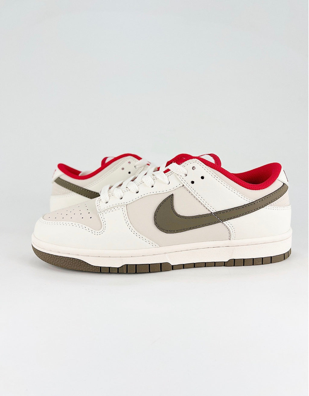 Nike Dunk Low (Unbridled Year of the Horse)