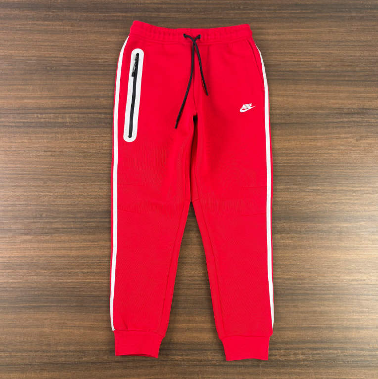 Nike Sportswear Tech Fleece Reflective Full-Zip Hoodie & Jogger Set (University Red)