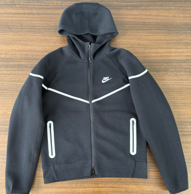 Nike Sportswear Tech Fleece Reflective Full-Zip Hoodie & Jogger Set (Black/Bemis Silver)