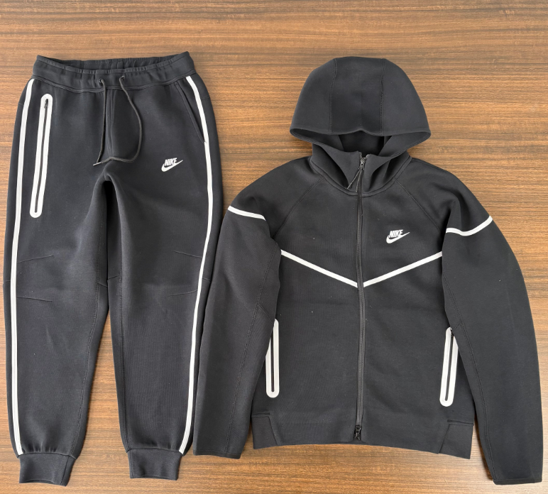 Nike Sportswear Tech Fleece Reflective Full-Zip Hoodie & Jogger Set (Black/Bemis Silver)
