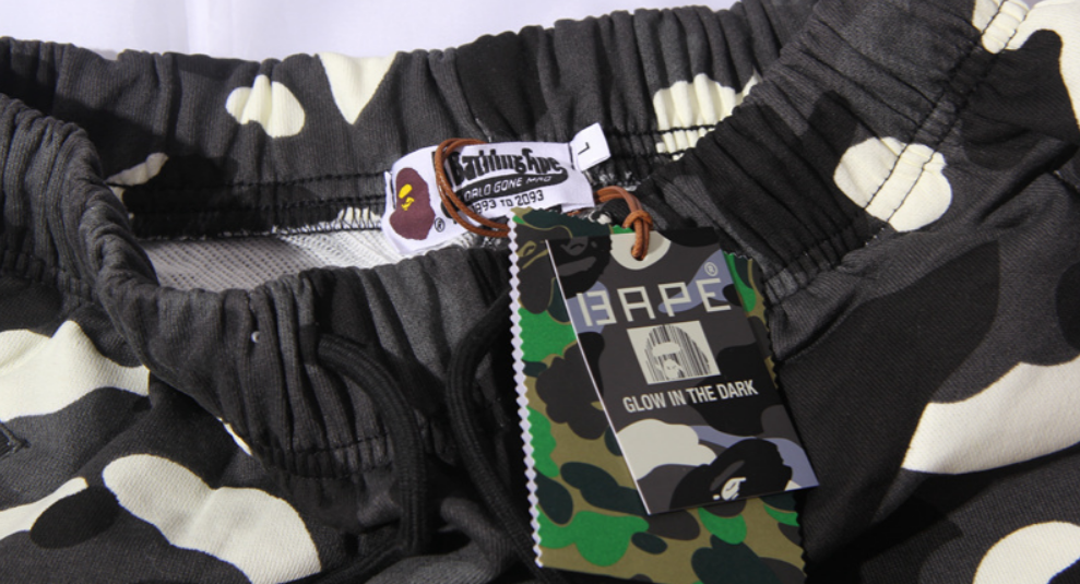 A Bathing Ape Shark Side Camo Sweat Shorts (Black City Camo)