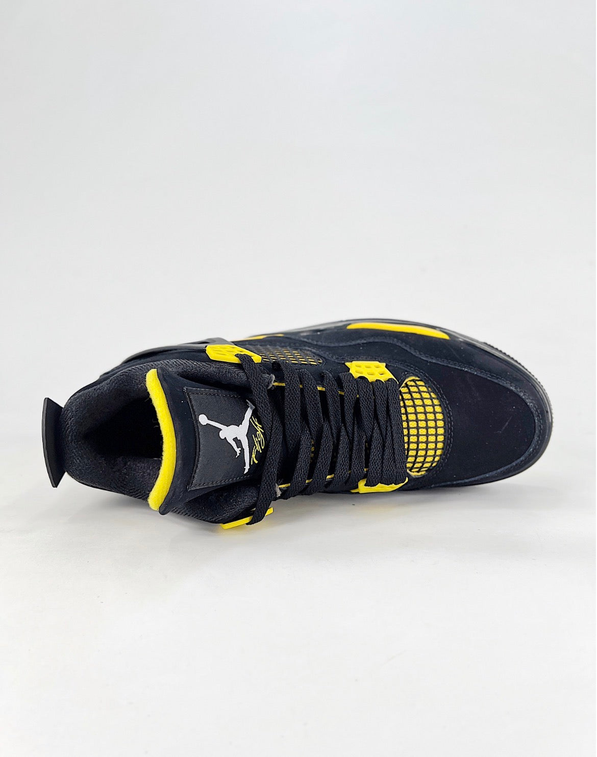 Nike Air Jordan 4 Retro (Thunder)