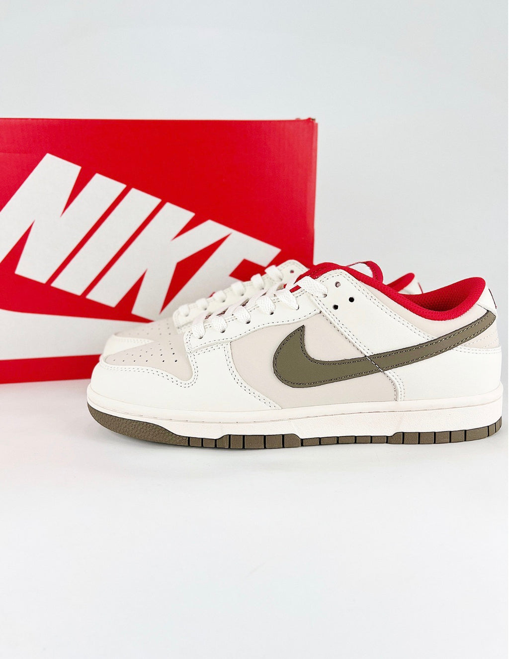 Nike Dunk Low (Unbridled Year of the Horse)