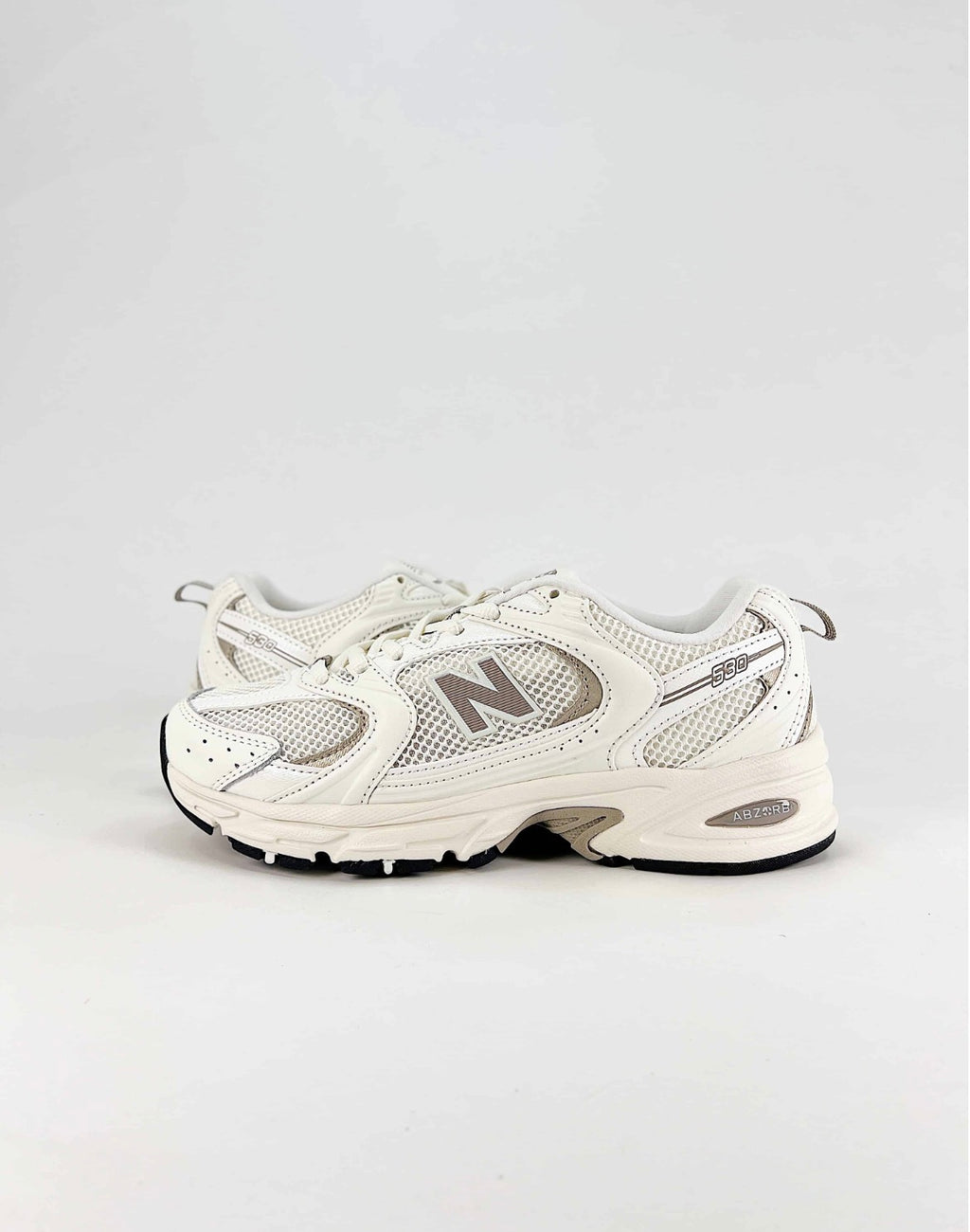 New Balance 530 (White / Silver)