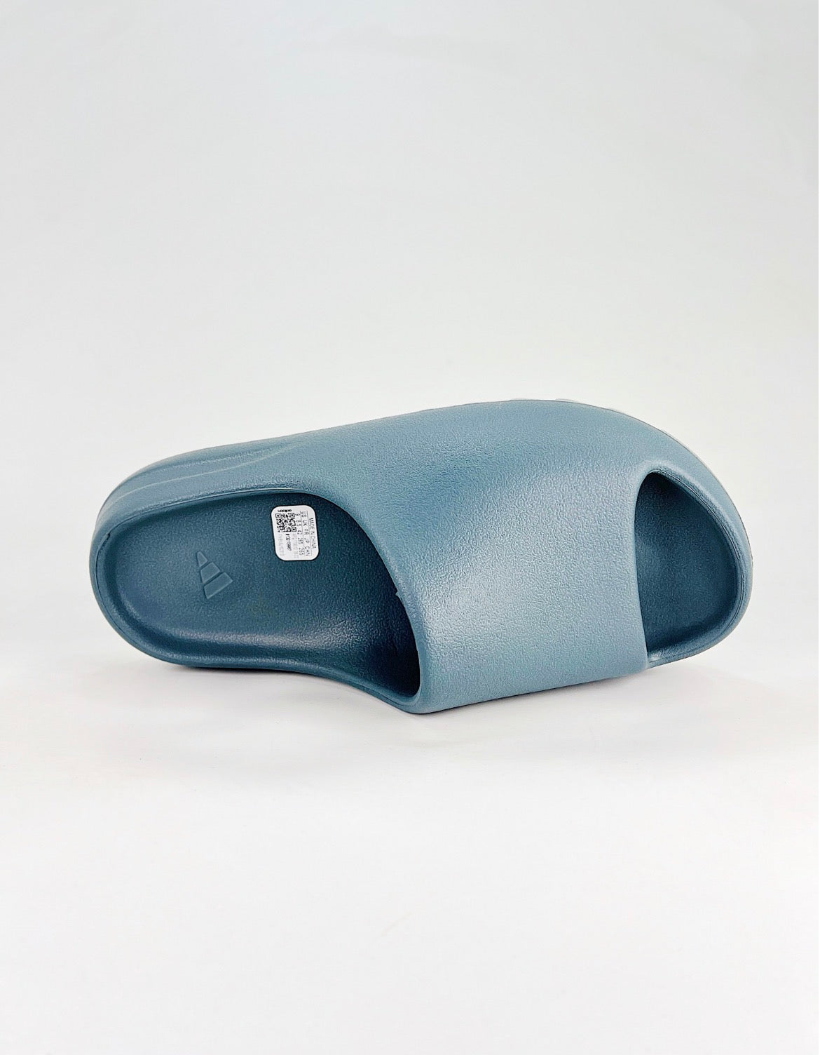 Yeezy Slide (Slate Marine)