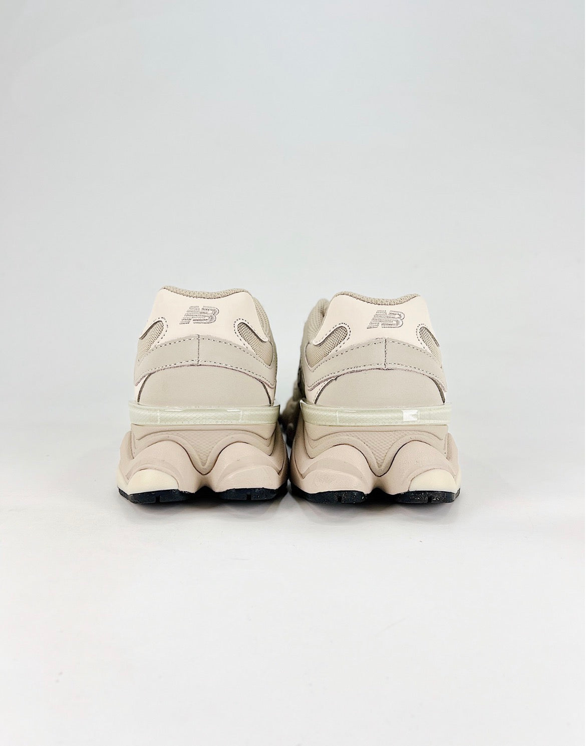New Balance 9060 (beige/shipyard)