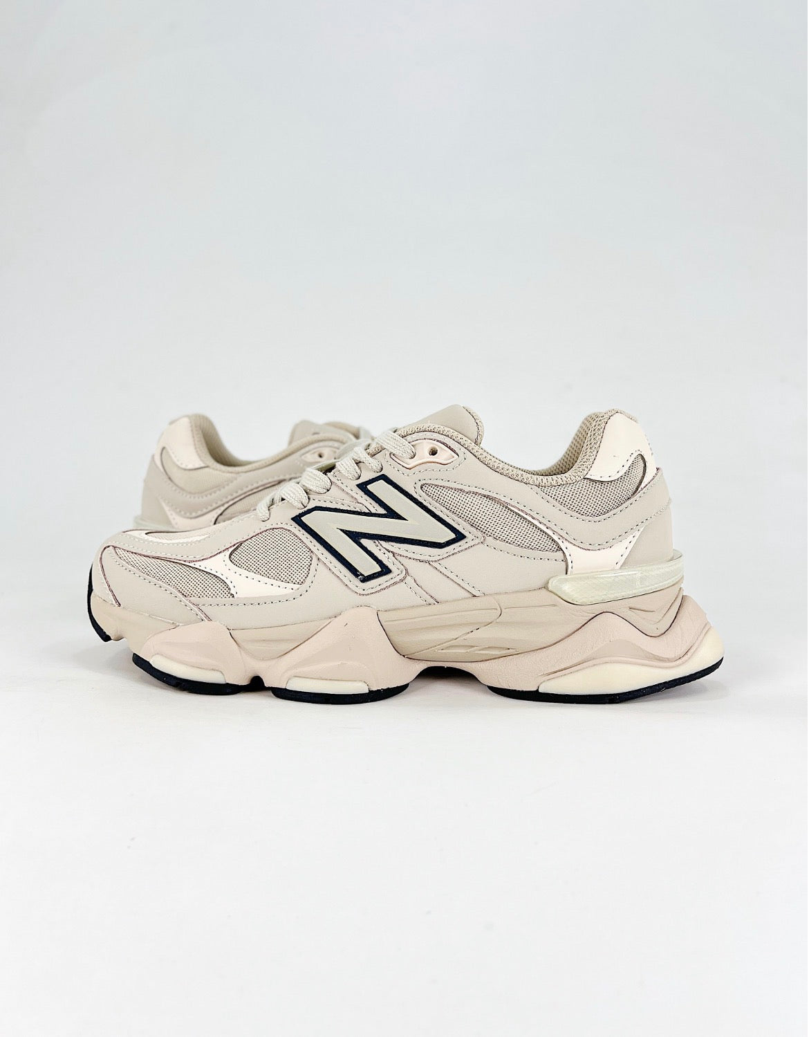 New Balance 9060 (beige/shipyard)