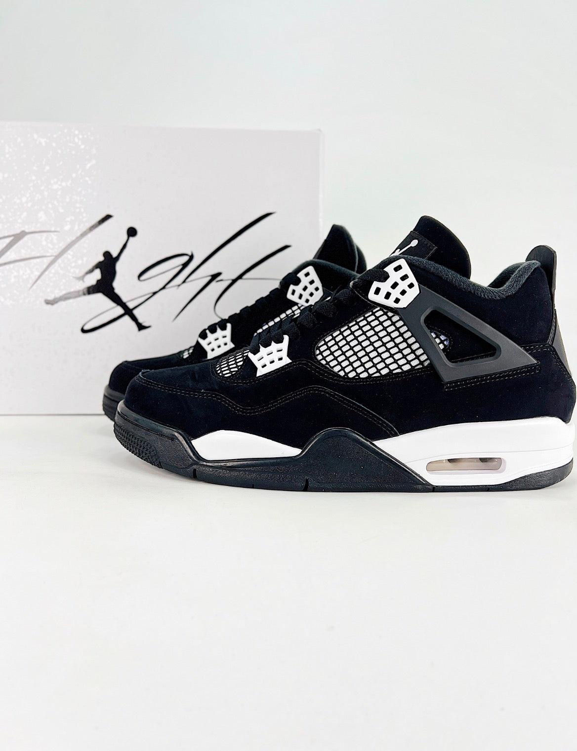 Nike Air Jordan 4 Retro (White Thunder)