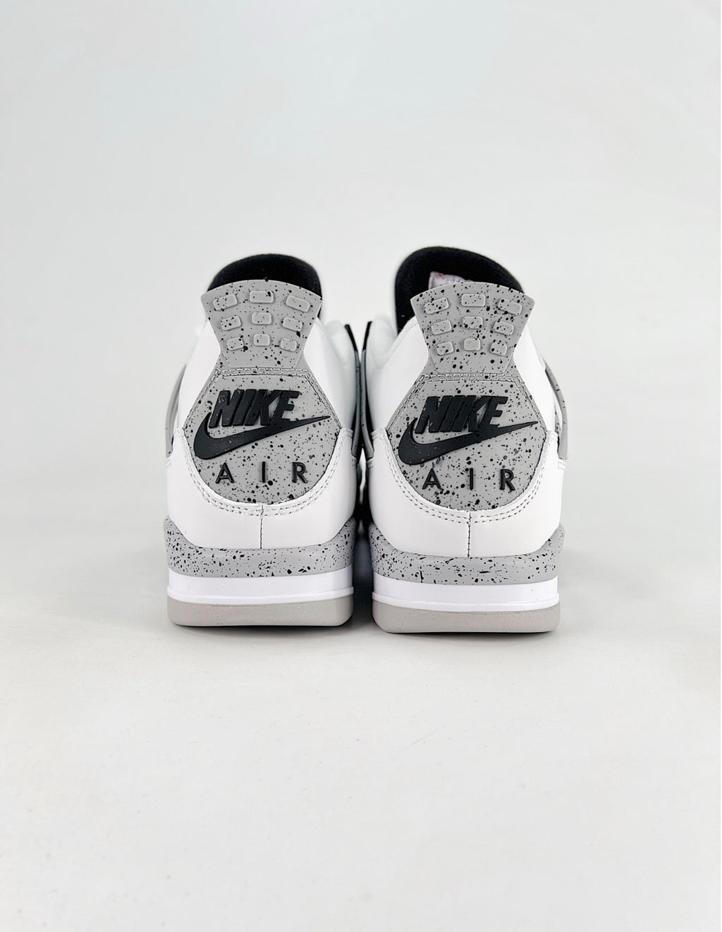 Nike Air Jordan 4 Retro (White Cement)