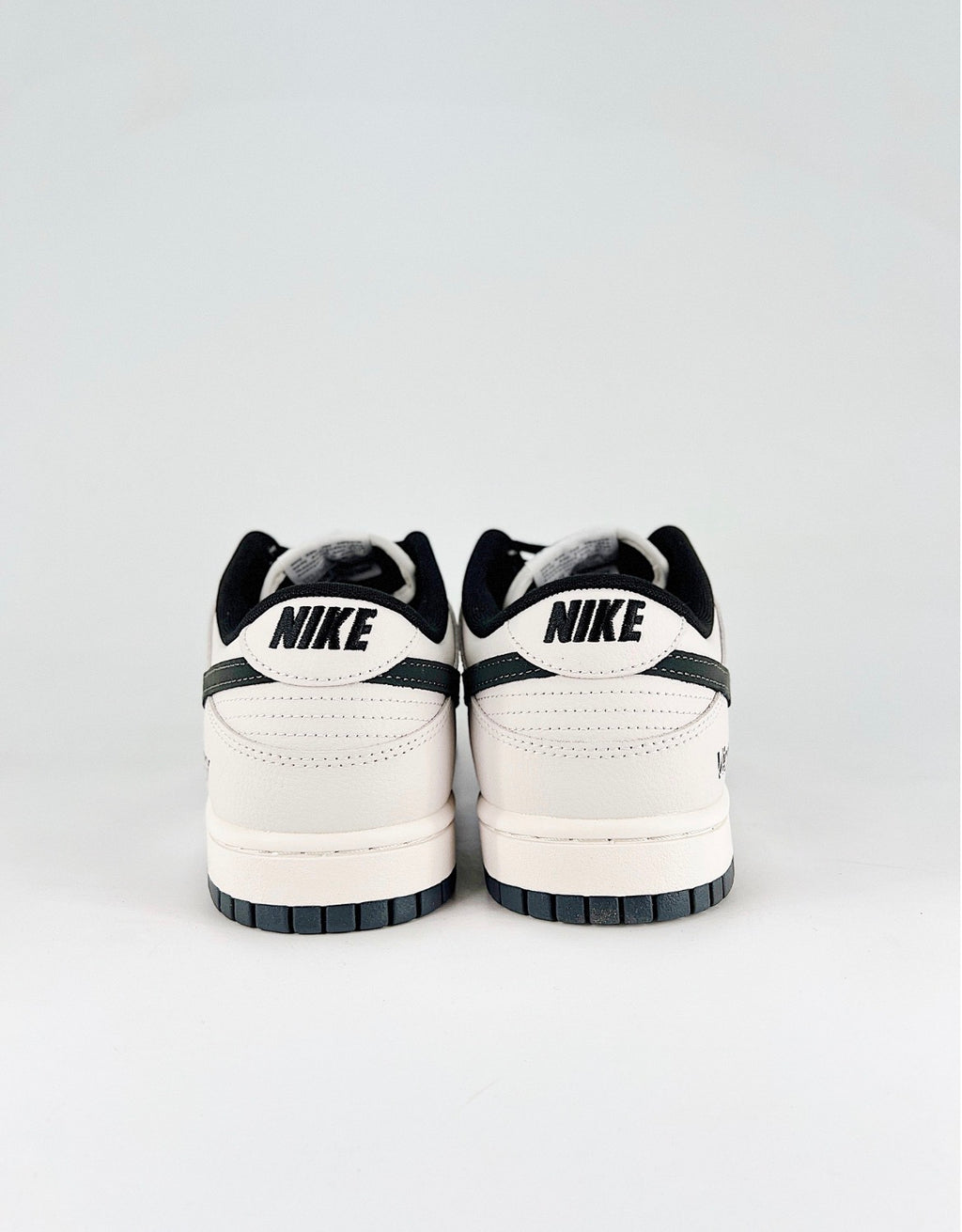 Nike Dunk Low (Reverse Panda,)