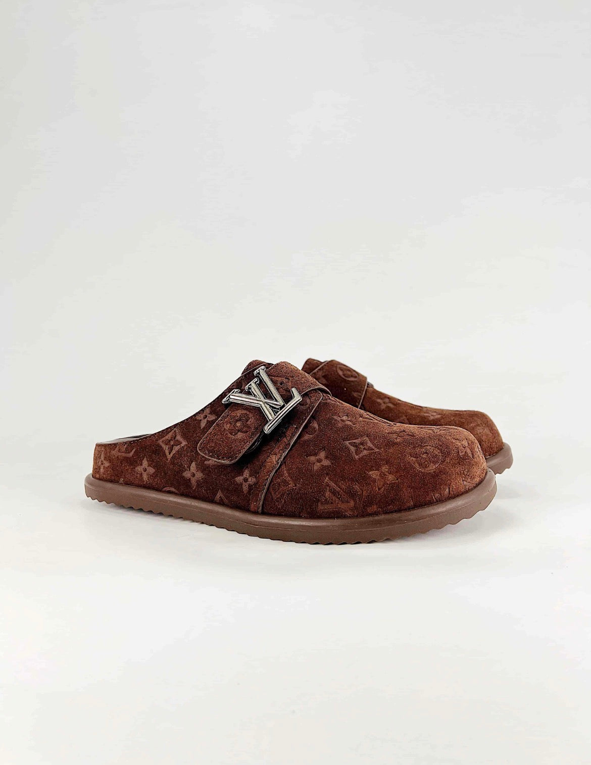 Louis Vuitton (Monogram Suede LV Lock Mule/Chocolate Brown)