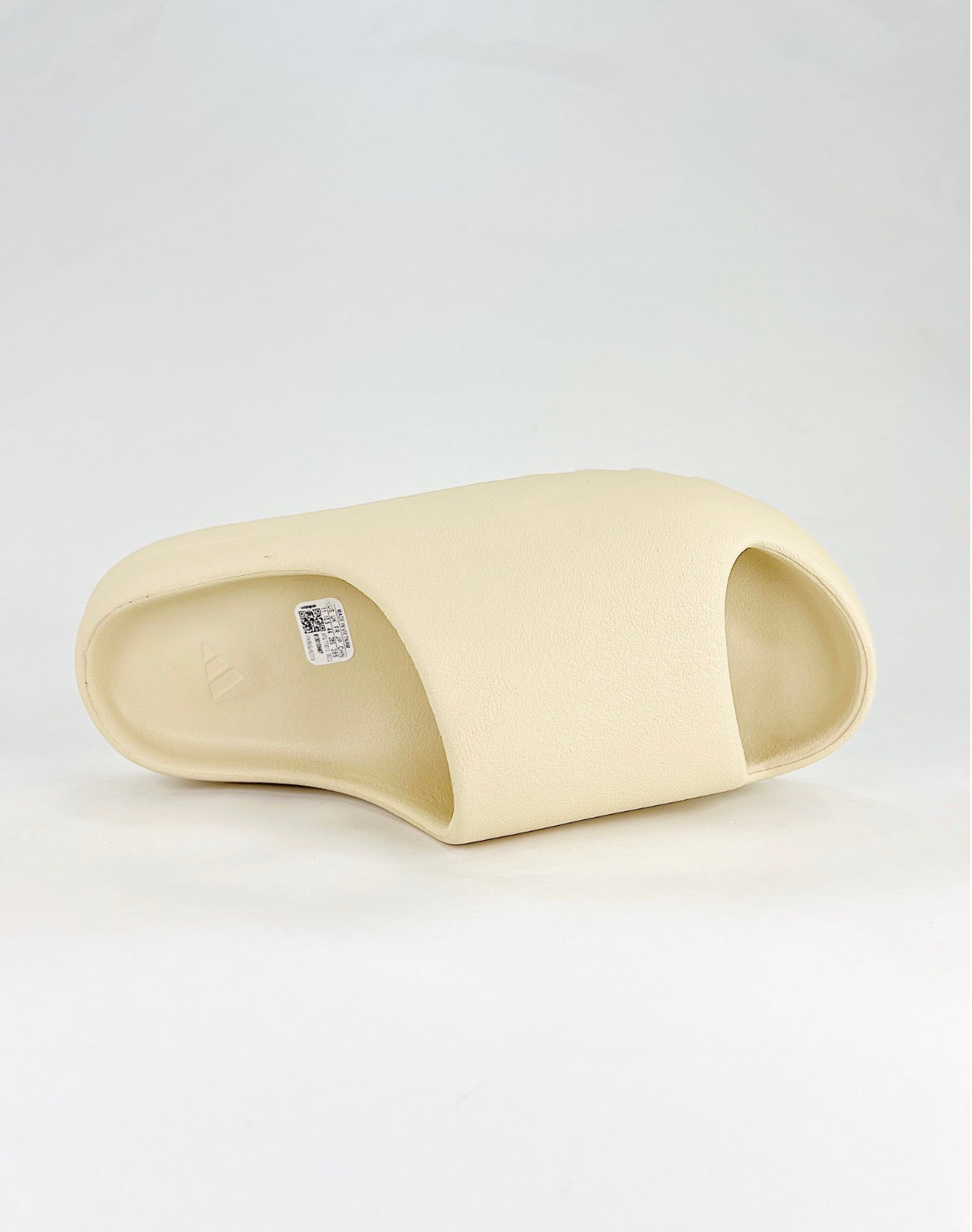 Yeezy Slide (Bone)