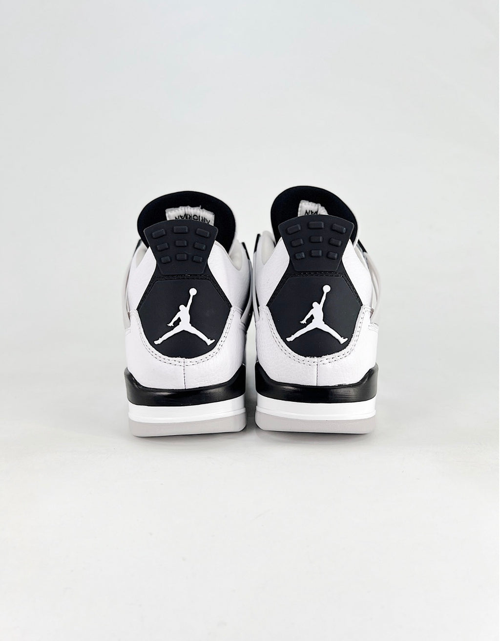 Nike Air Jordan 4 Retro (Military Black)