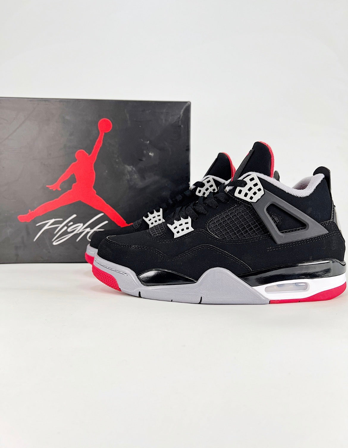 Nike Air Jordan 4 Retro (Bred)
