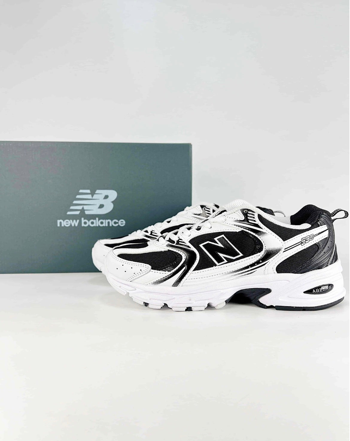 New Balance 530 (White Black)