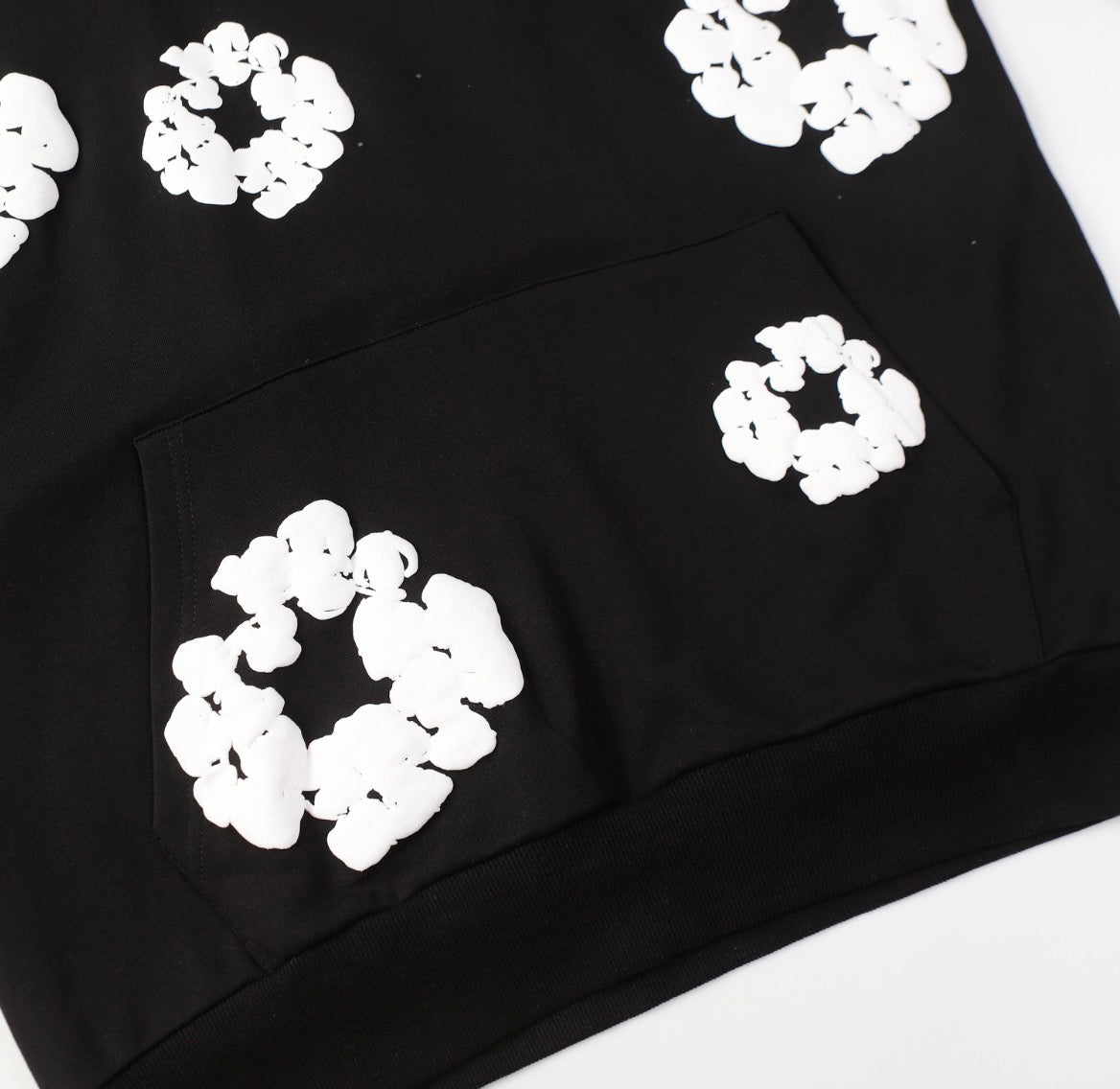 Denim Tears Cotton Wreath Hoodie (Black)