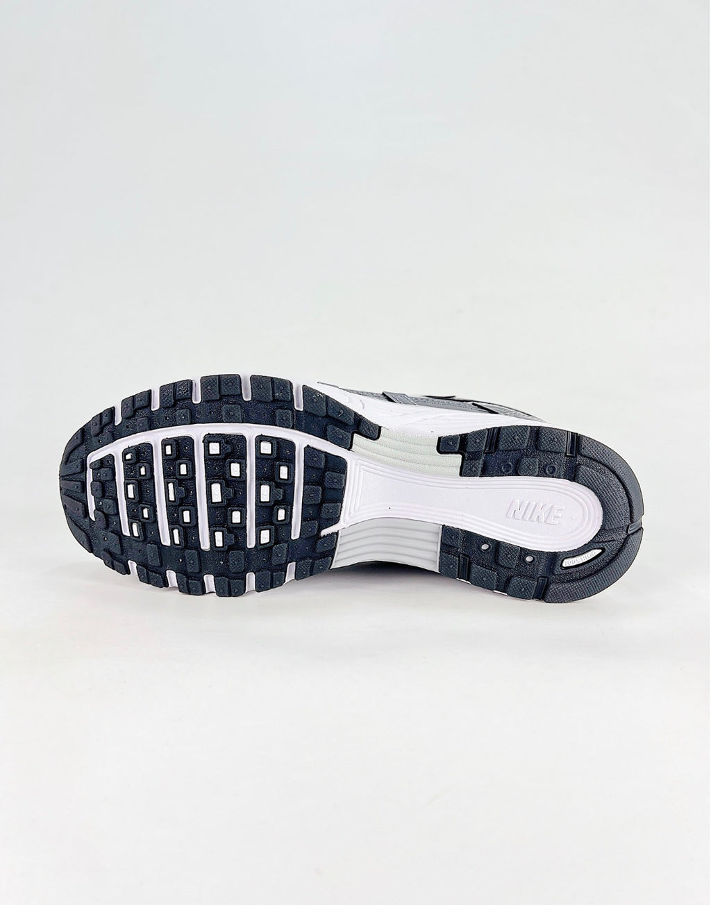 Nike P-6000 (Metallic Silver / White)