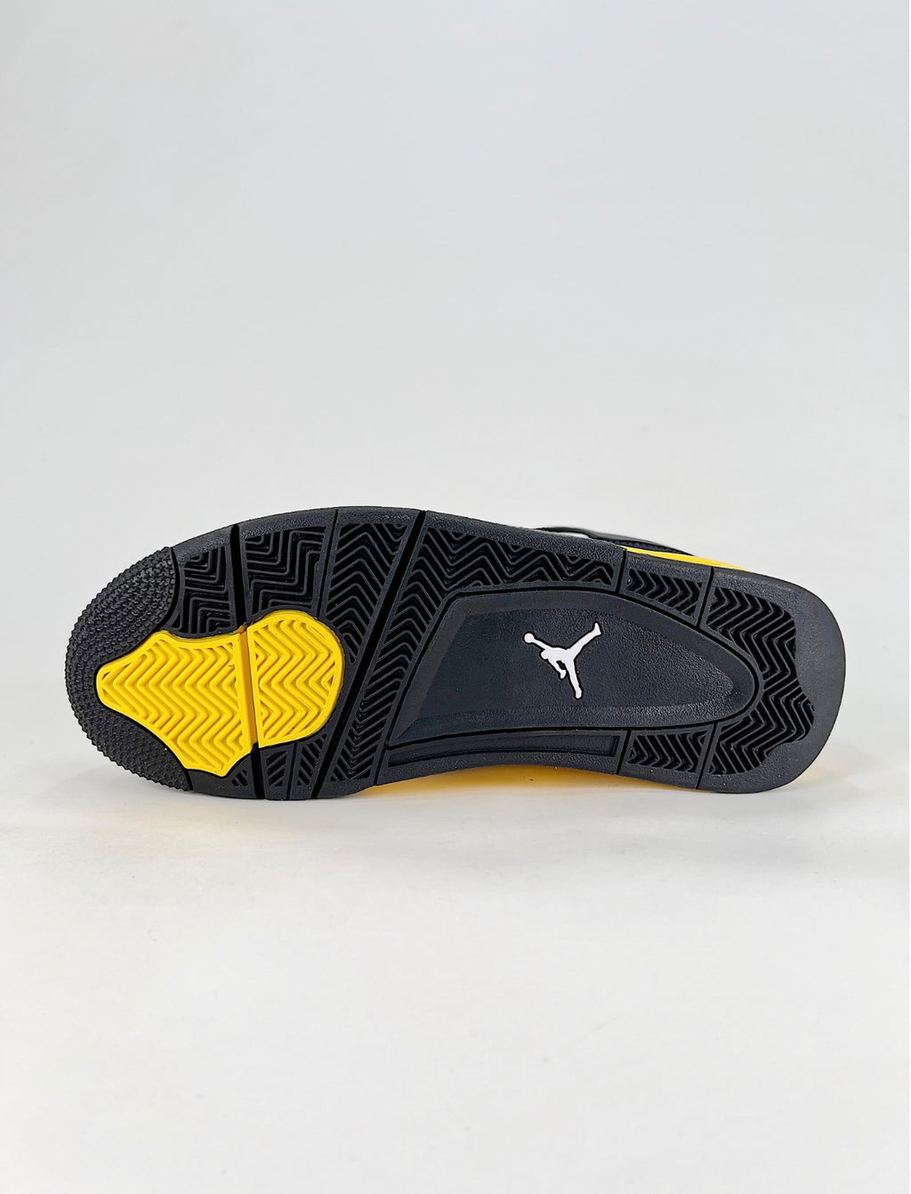 Nike Air Jordan 4 Retro (Thunder)